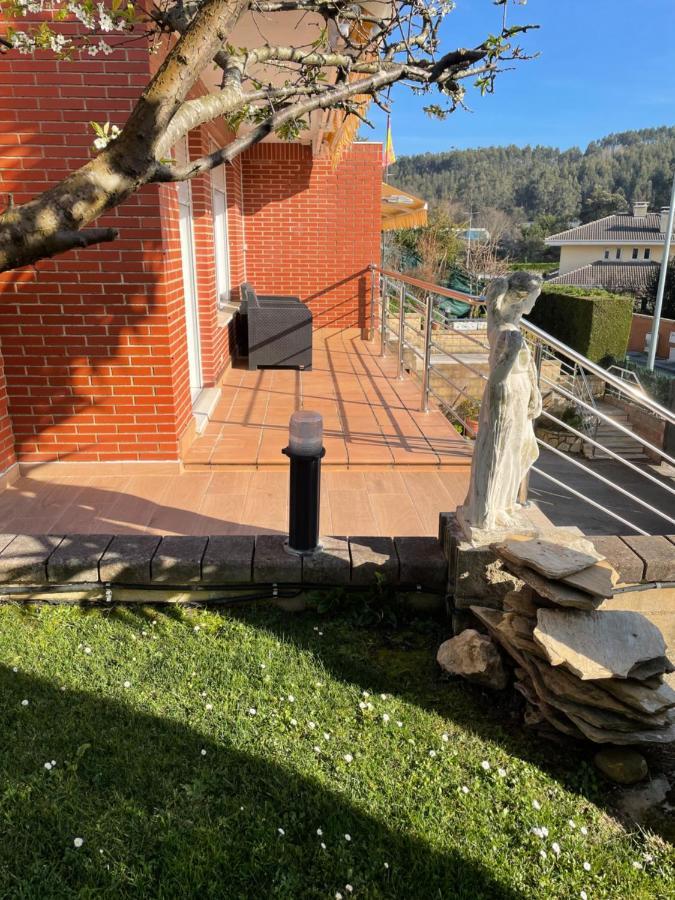 Habitaciones En Chalet Con Jardin Boó de Piélagos Dış mekan fotoğraf